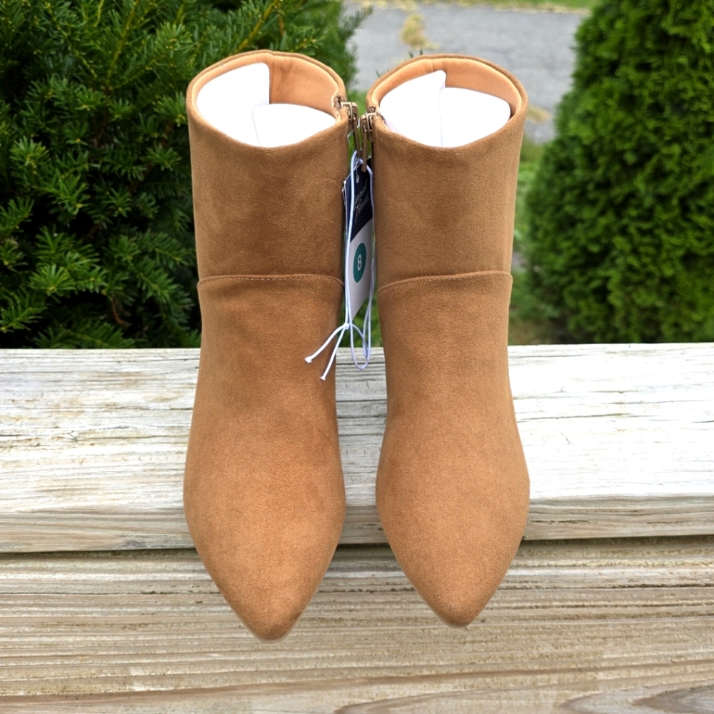 Universal Threads NEW!! Frances Tan Microfiber, B… - image 5